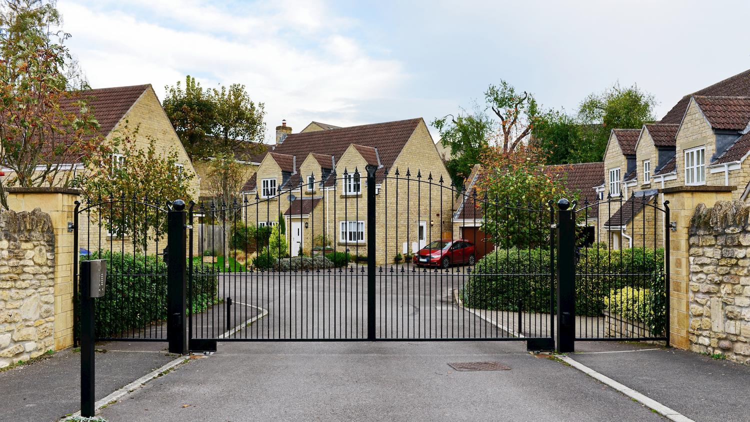 customized gate repair & installation